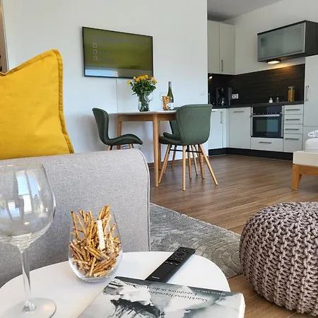 Haus Luv Und Lee - 63a Apartment